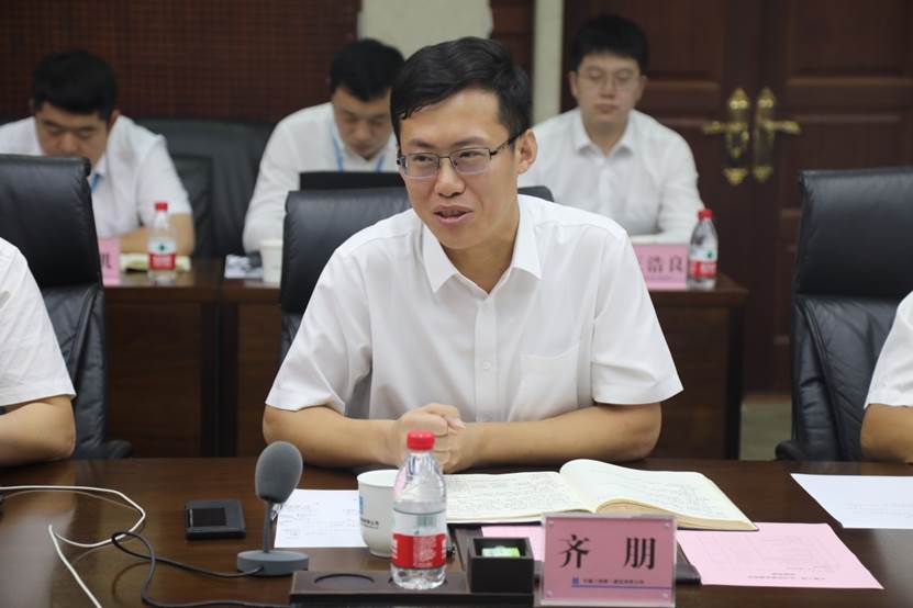 公司党委副书记,总经理齐朋